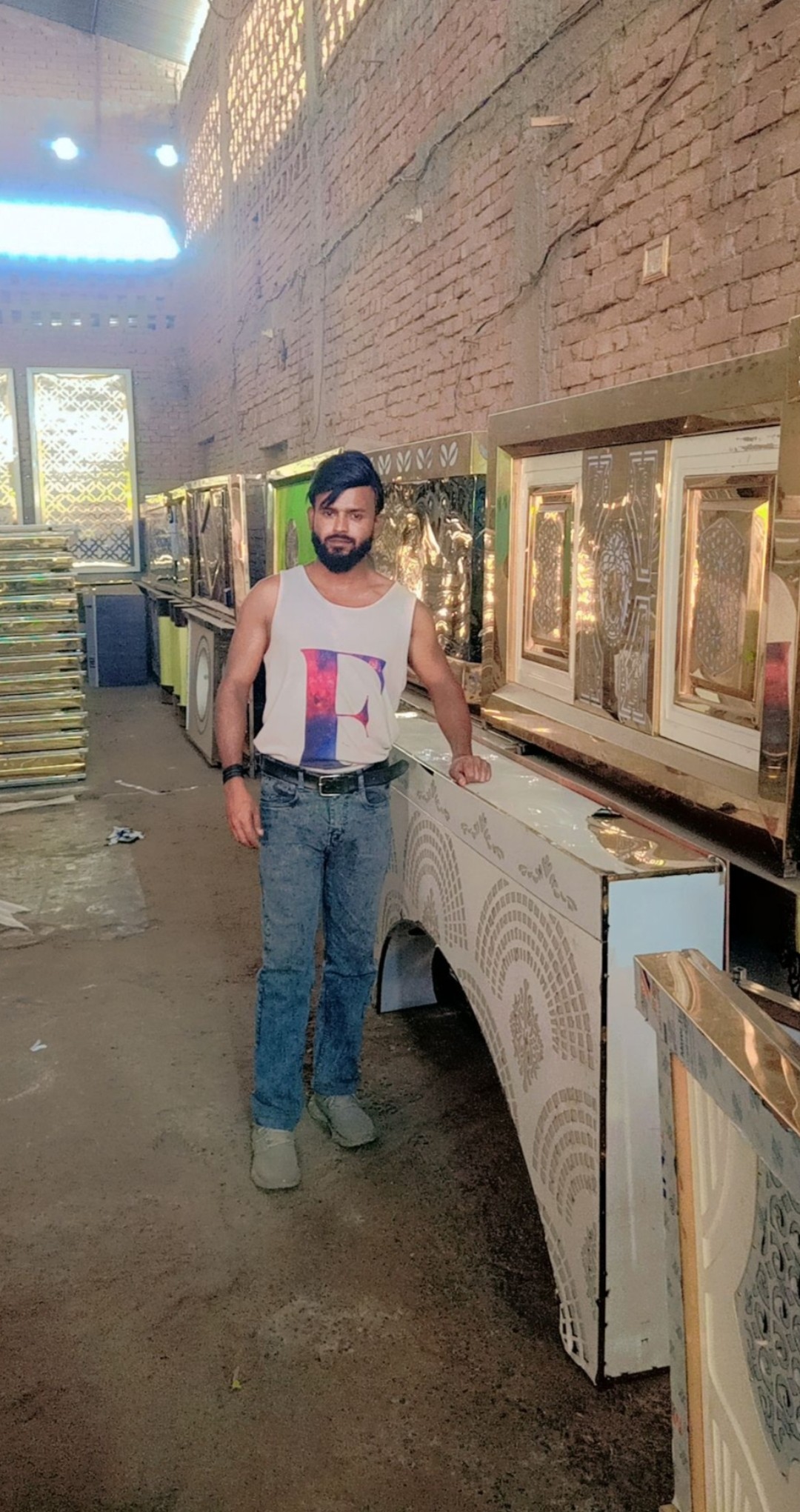Faisal Khan Anju Fiber Art Owner (7)